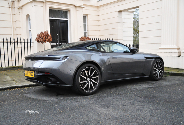 Aston Martin DB11