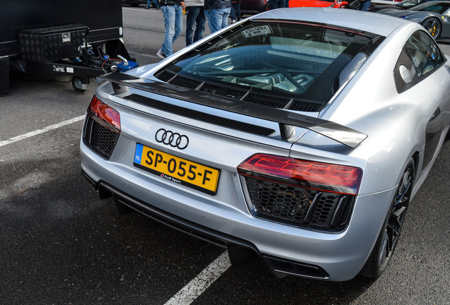 Audi R8 V10 Plus 2015