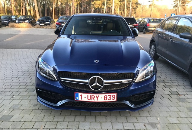 Mercedes-AMG C 63 S W205