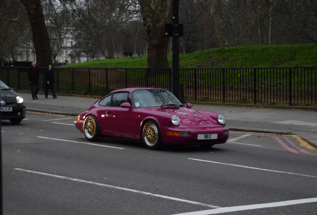 Porsche 964 Carrera RS