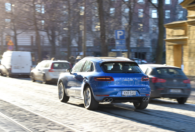 Porsche 95B Macan Turbo