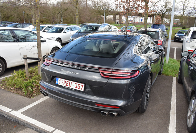 Porsche 971 Panamera Turbo