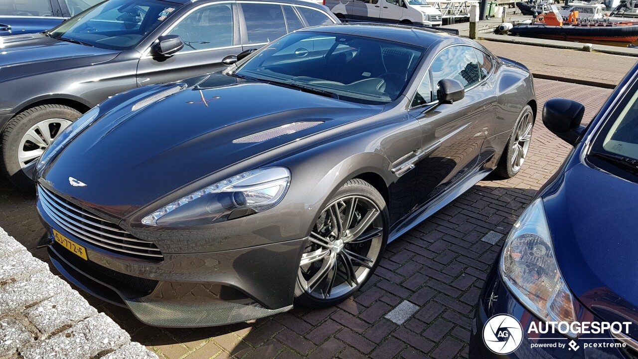 Aston Martin Vanquish 2013