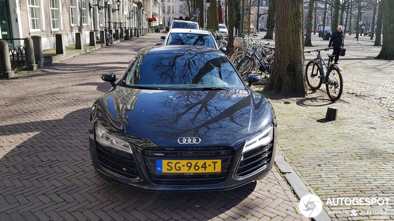 Audi R8 V10 2013