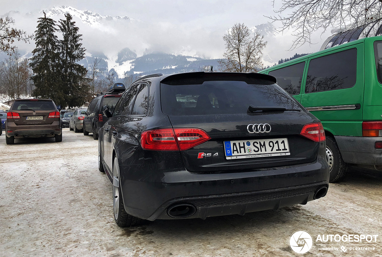 Audi RS4 Avant B8