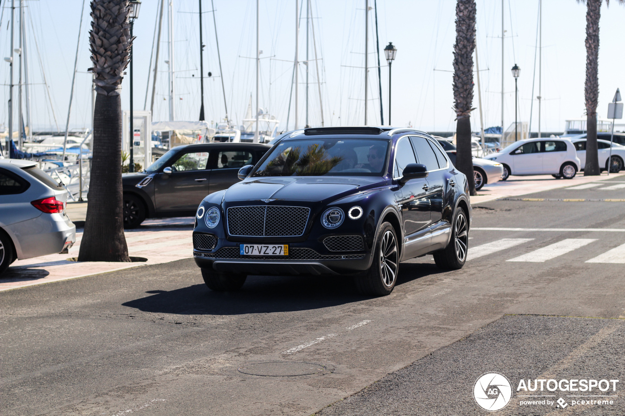 Bentley Bentayga V8