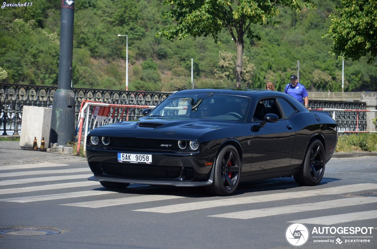 Dodge Challenger SRT Hellcat