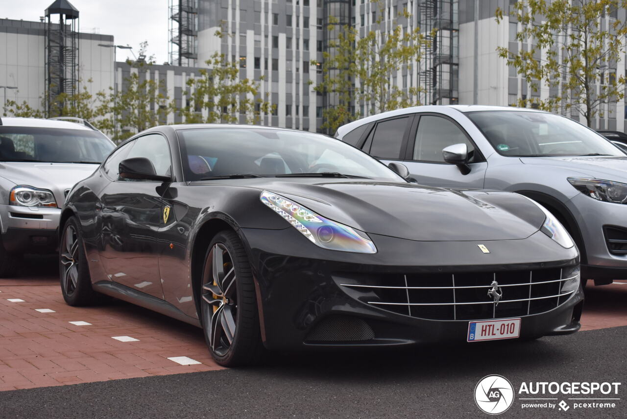 Ferrari FF