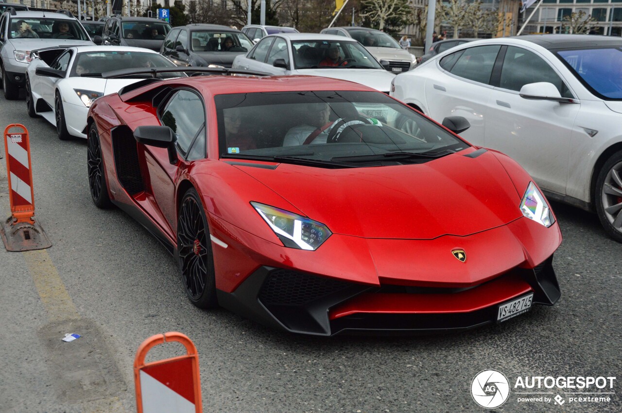 Lamborghini Aventador LP750-4 SuperVeloce