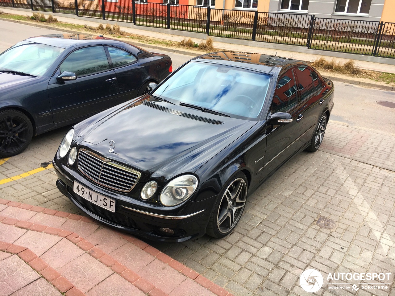 Mercedes-Benz E 55 AMG