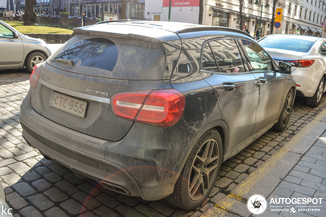 Mercedes-Benz GLA 45 AMG X156