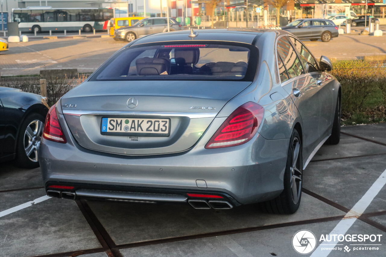 Mercedes-Benz S 63 AMG V222