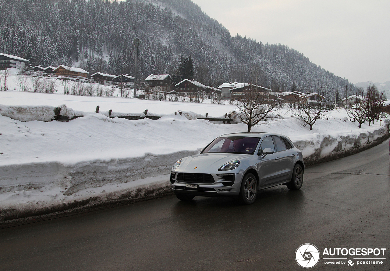 Porsche 95B Macan GTS