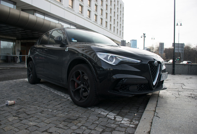 Alfa Romeo Stelvio Quadrifoglio