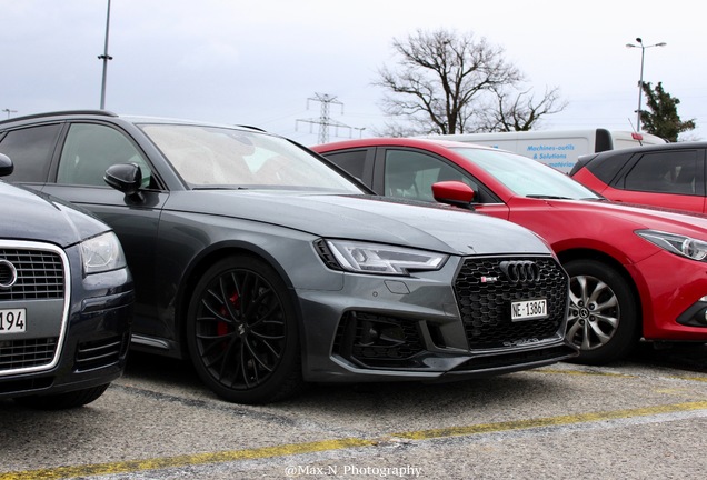 Audi RS4 Avant B9