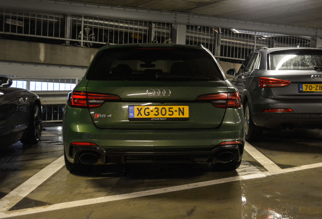 Audi RS4 Avant B9