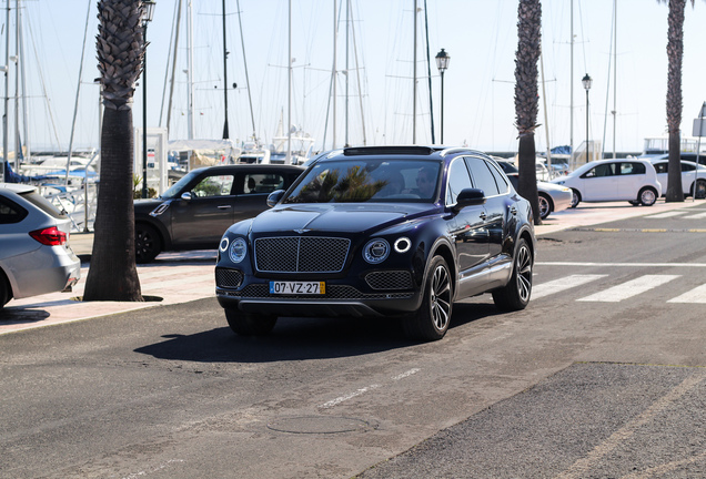 Bentley Bentayga V8