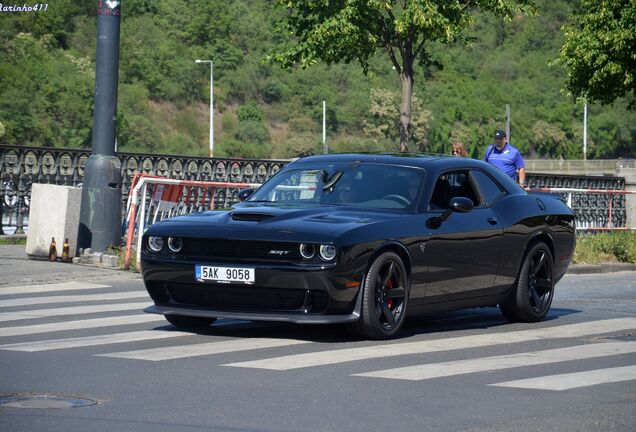 Dodge Challenger SRT Hellcat