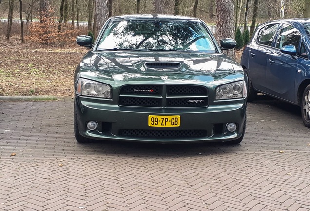 Dodge Charger SRT-8