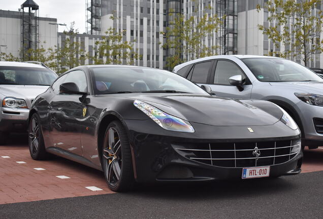 Ferrari FF