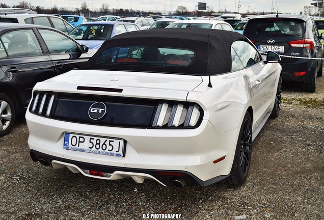 Ford Mustang GT Convertible 2015