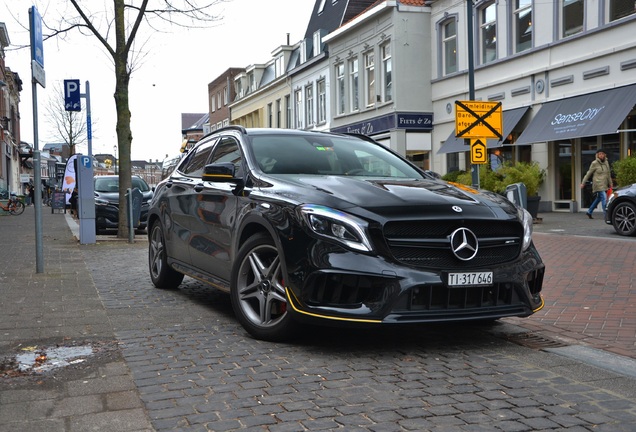 Mercedes-AMG GLA 45 X156 Yellow Night Edition