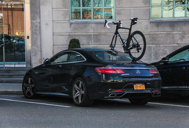 Mercedes-AMG S 63 Coupé C217