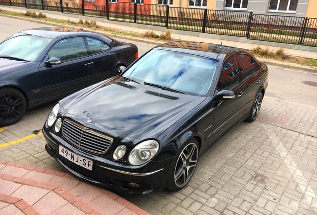 Mercedes-Benz E 55 AMG