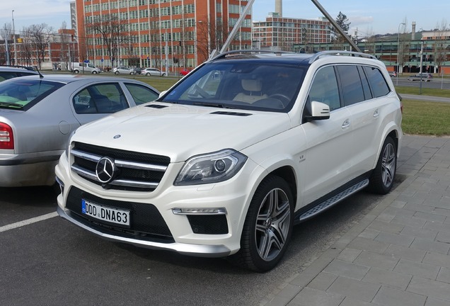 Mercedes-Benz GL 63 AMG X166