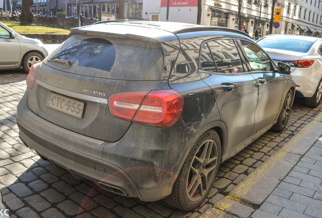 Mercedes-Benz GLA 45 AMG X156