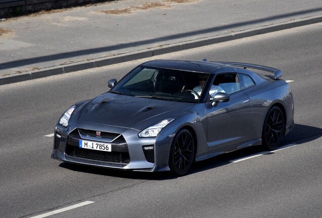 Nissan GT-R 2017