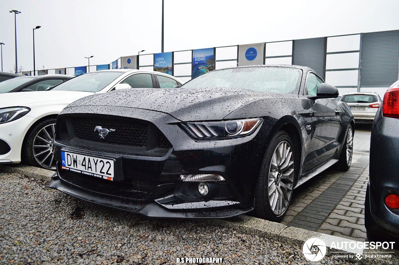 Ford Mustang GT 2015