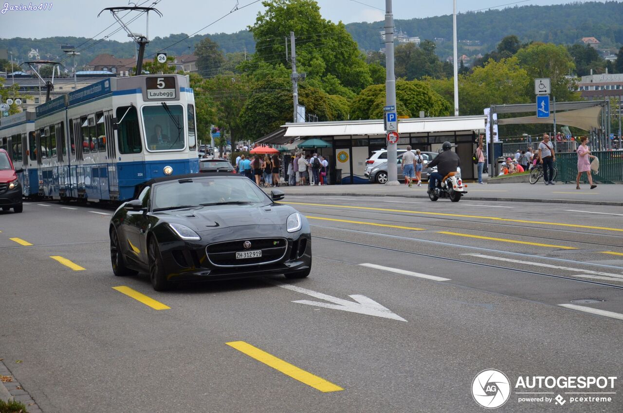 Jaguar F-TYPE R AWD Convertible