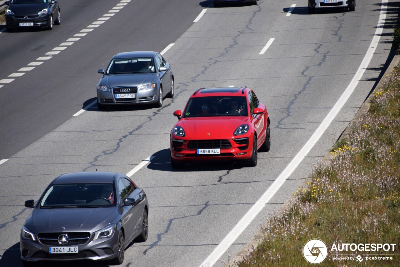 Porsche 95B Macan GTS