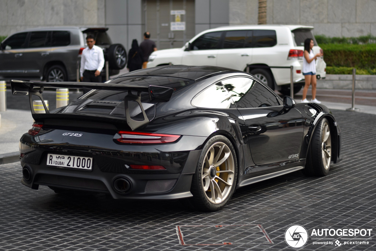 Porsche 991 GT2 RS Weissach Package