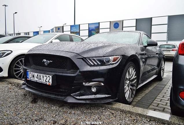 Ford Mustang GT 2015