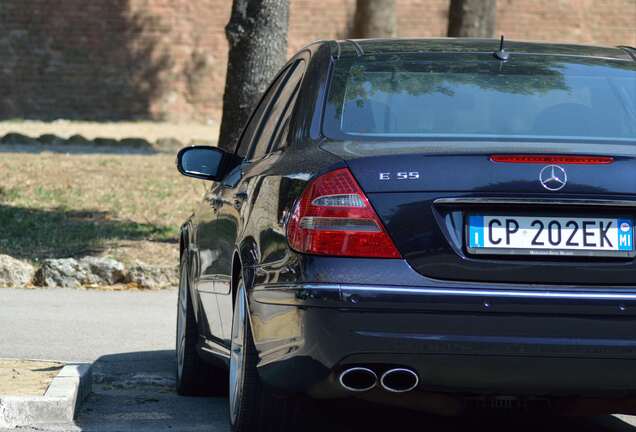 Mercedes-Benz E 55 AMG