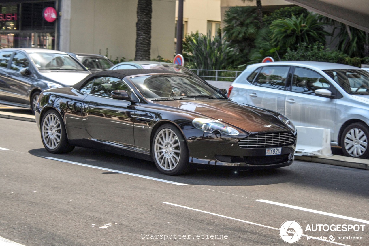 Aston Martin DB9 Volante