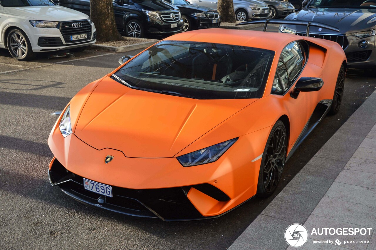 Lamborghini Huracán LP640-4 Performante