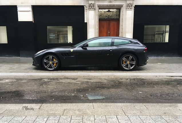 Ferrari GTC4Lusso