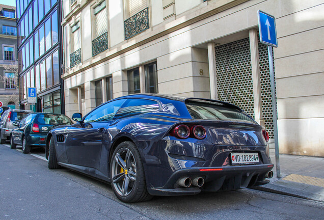 Ferrari GTC4Lusso