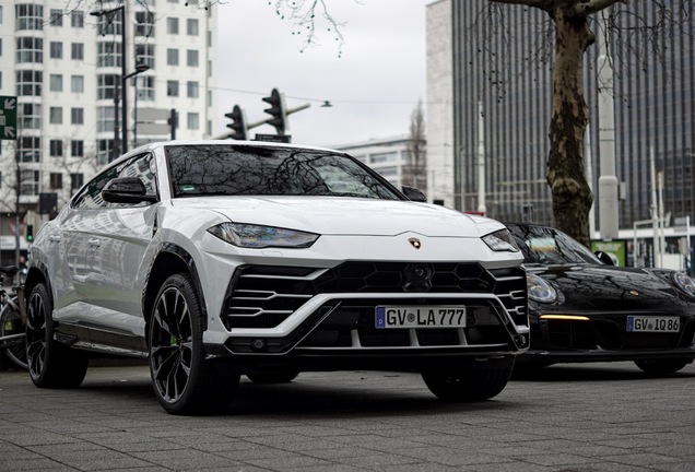 Lamborghini Urus