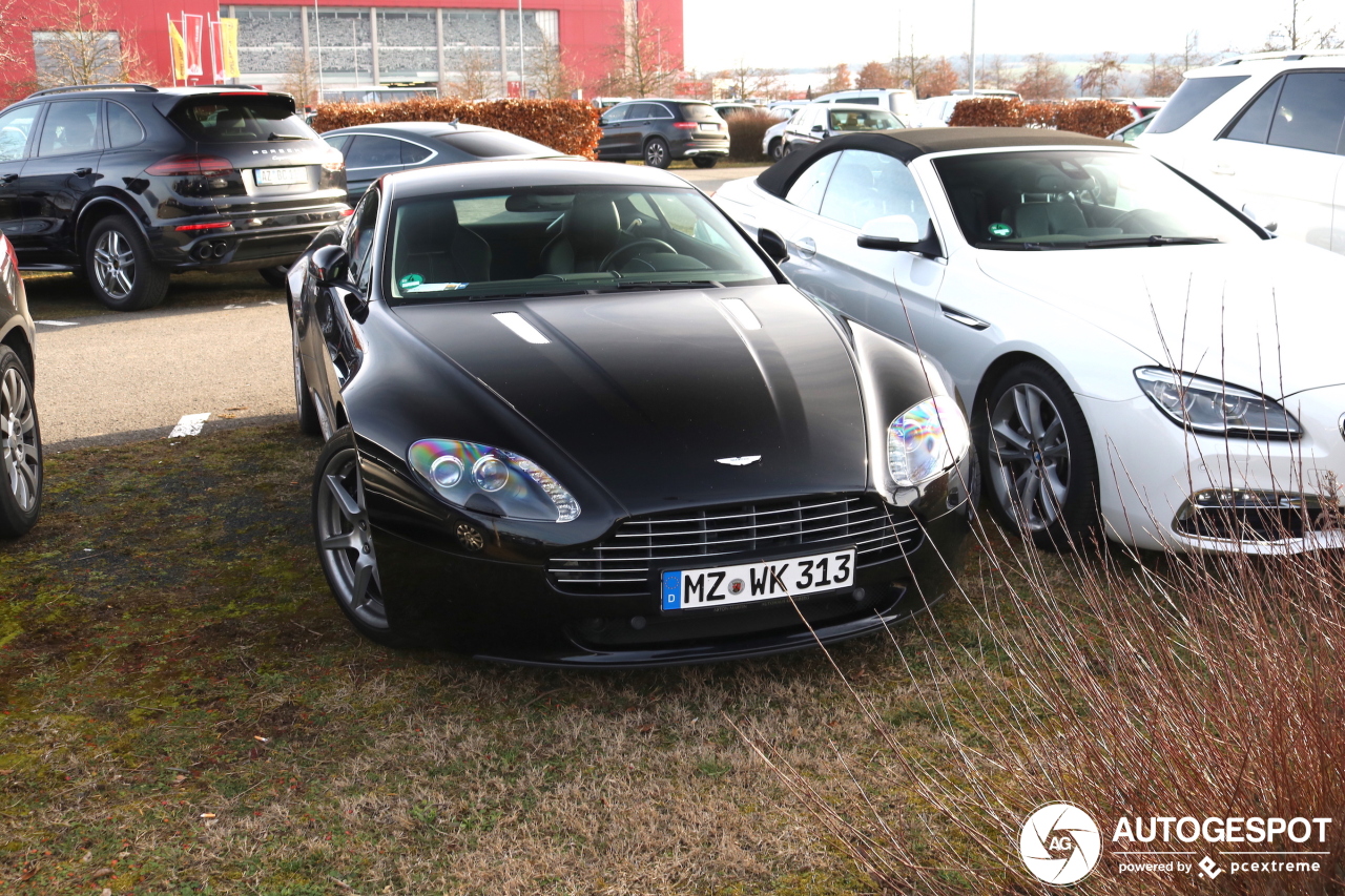 Aston Martin V8 Vantage