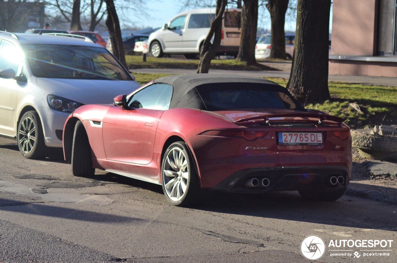 Jaguar F-TYPE S V8 Convertible