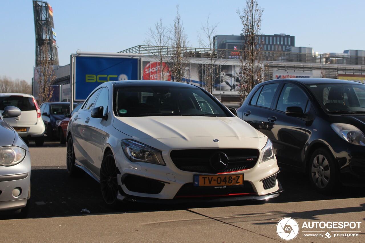 Mercedes-Benz CLA 45 AMG C117