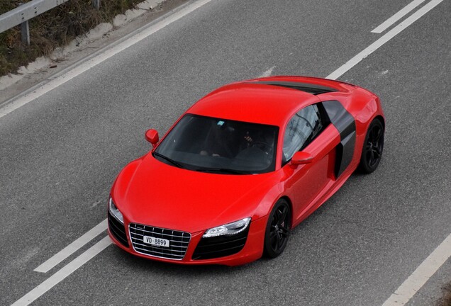 Audi R8 V10