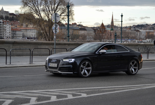 Audi RS5 B8 2012