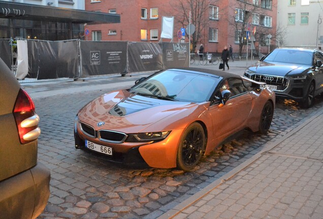 BMW i8 Roadster