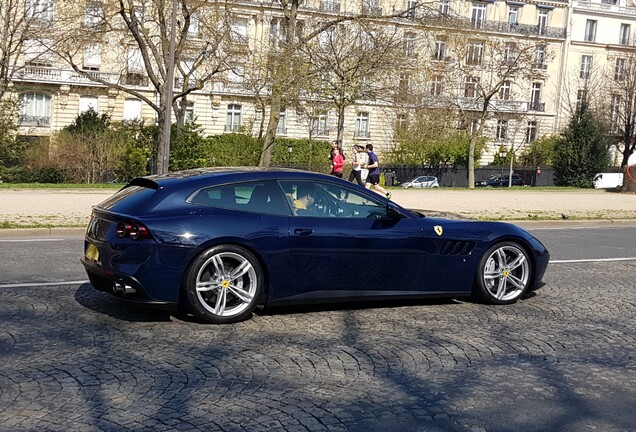 Ferrari GTC4Lusso