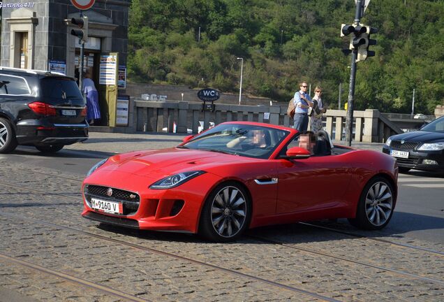 Jaguar F-TYPE S AWD Convertible